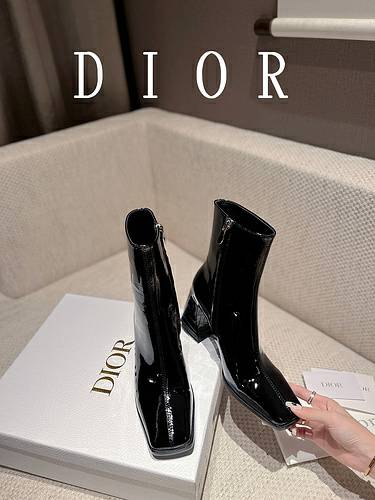 Picture of Dior Shoes Women _SKUfw146321819fw